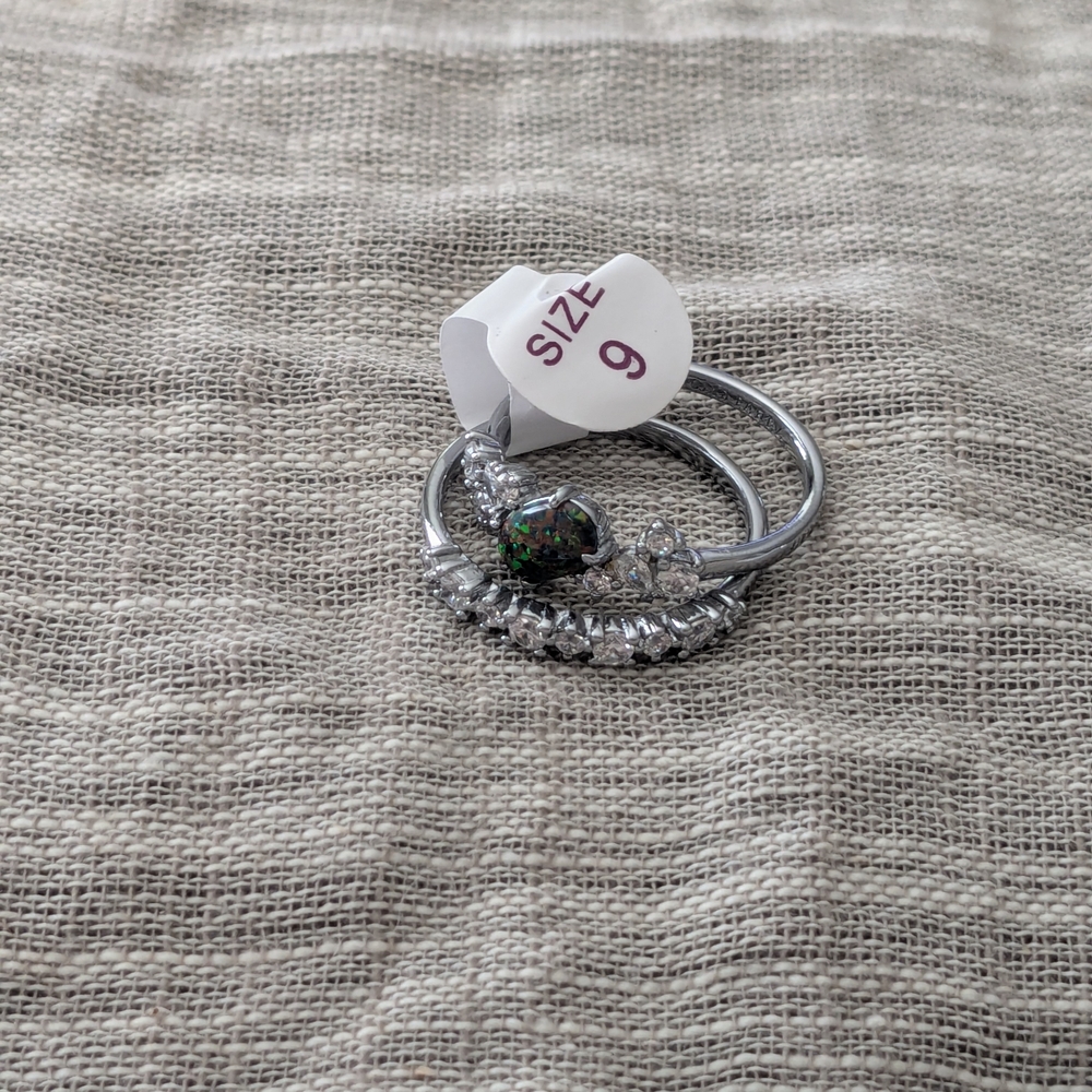 Elegant Black Fire Opal On Hematite Women's Ring Set - Picture 3 of 3